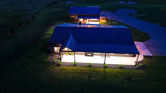 1560 Lacy Drive, Lipan, TX 76462