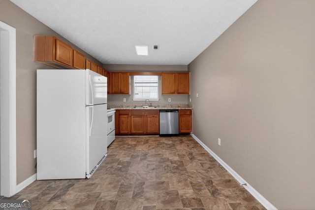 1931 Cornell Way, Morrow, GA 30260