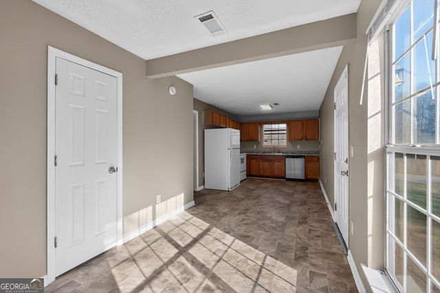 1931 Cornell Way, Morrow, GA 30260