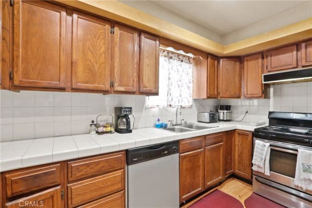 3129 W Olinda, Anaheim, CA 92804