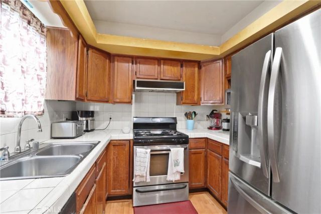 3129 W Olinda, Anaheim, CA 92804