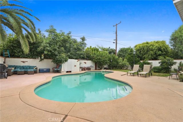 3129 W Olinda, Anaheim, CA 92804