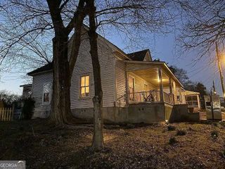 1013 Avenue D NW, Rome, GA 30165