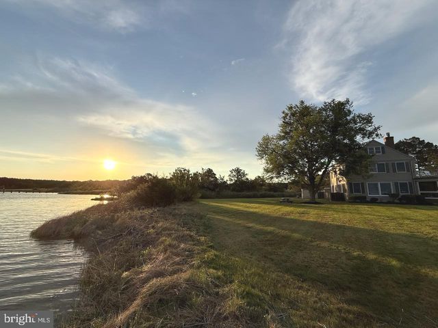 4928 GREGORY RD, Cambridge, MD 21613