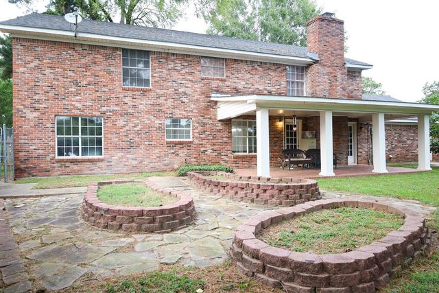 6165 Masters Drive, Shreveport, LA 71129