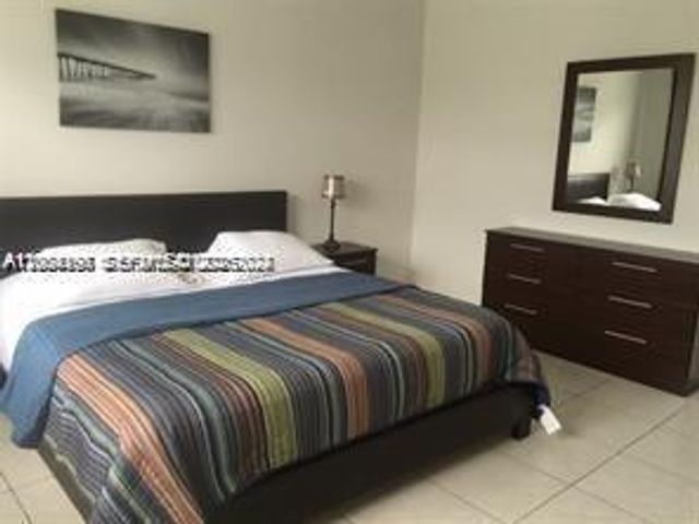 200 S Shore Drive 7, Miami Beach, FL 33141