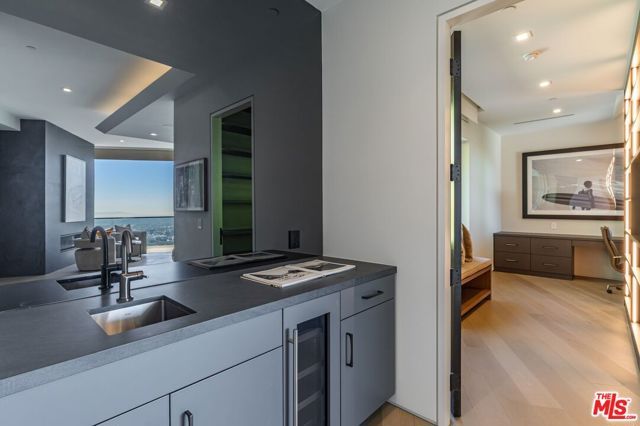 1895 Rising Glen Road, Los Angeles, CA 90069