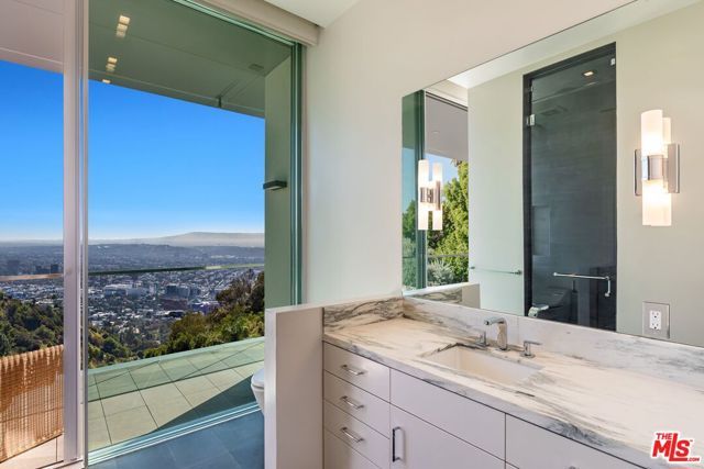 1895 Rising Glen Road, Los Angeles, CA 90069