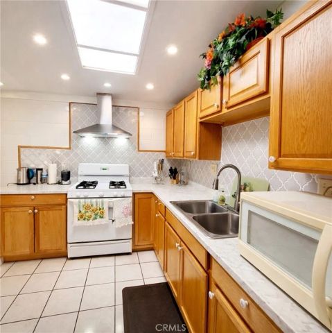 30770 San Gabriel East, Cathedral City, CA 92234