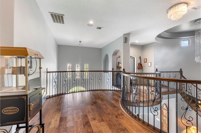 16015 Fawn Vista, Houston, TX 77068