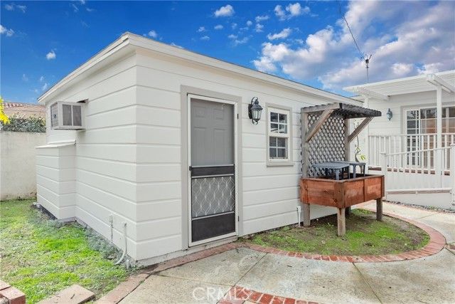 912 S Sierra Vista Avenue, Alhambra, CA 91801