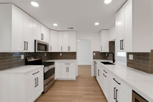 6341 NE 22nd Ave, Fort Lauderdale, FL 33308