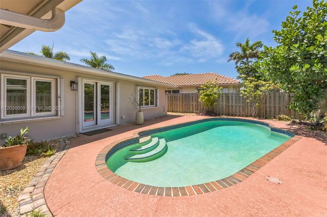 6341 NE 22nd Ave, Fort Lauderdale, FL 33308