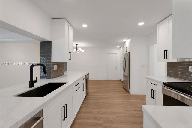 6341 NE 22nd Ave, Fort Lauderdale, FL 33308