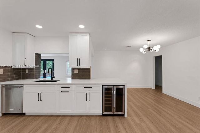 6341 NE 22nd Ave, Fort Lauderdale, FL 33308