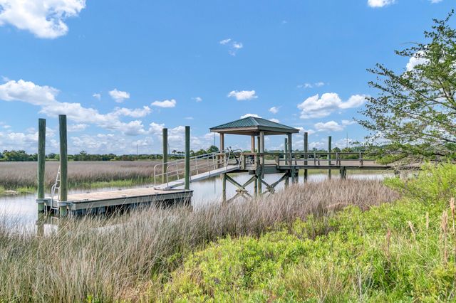 545 Towles Crossing Drive, Johns Island, SC 29455
