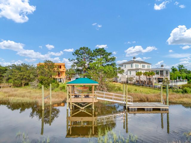 545 Towles Crossing Drive, Johns Island, SC 29455