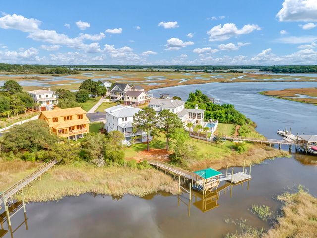 545 Towles Crossing Drive, Johns Island, SC 29455