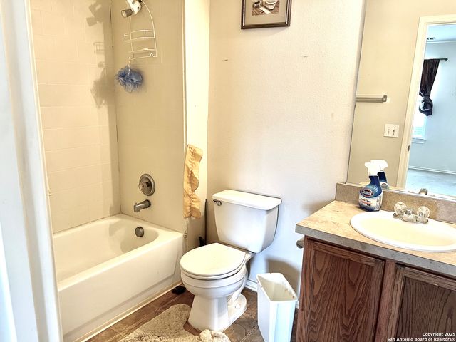 10006 Bradley Oak, San Antonio, TX 78223