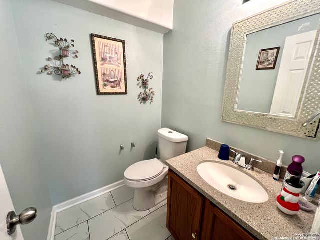 10006 Bradley Oak, San Antonio, TX 78223