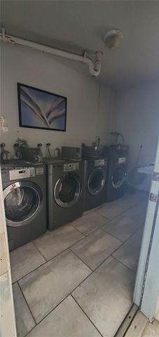 1925 Madison St 1, Hollywood, FL 33020