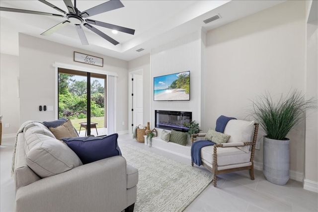 810 SENTINELA BOULEVARD, Lehigh Acres, FL 33974