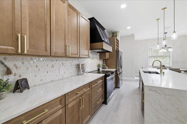 810 SENTINELA BOULEVARD, Lehigh Acres, FL 33974