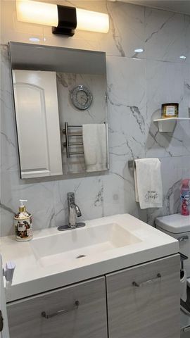 1243 S MARTIN LUTHER KING JR AVENUE B205, Clearwater, FL 33756