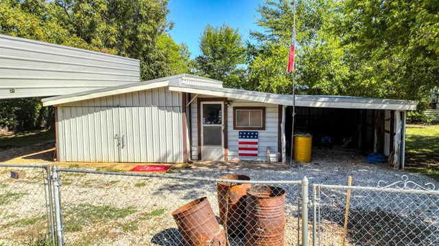 130 Ebner Street, Graford, TX 76449