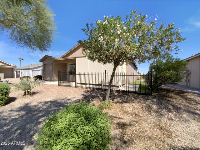 6512 S SAWGRASS Drive, Chandler, AZ 85249