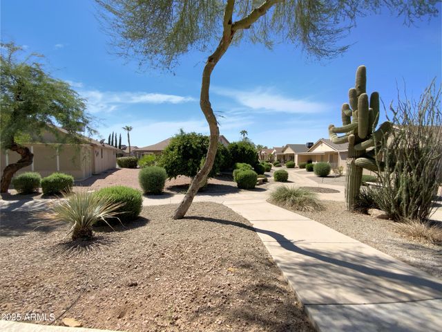 6512 S SAWGRASS Drive, Chandler, AZ 85249