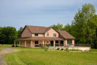 240 A Mountaindale Road, Greenfield Park, NY 12435