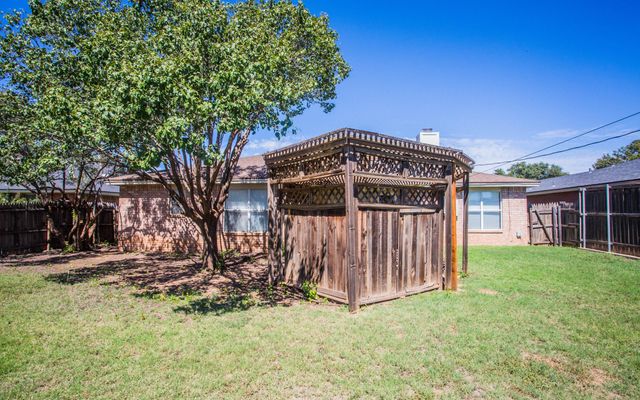 2317 90th Street, Lubbock, TX 79423