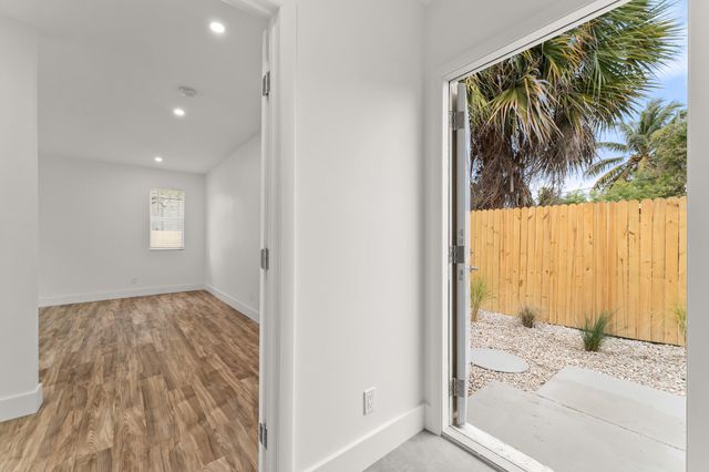 1311 Avenue H, Riviera Beach, FL 33404