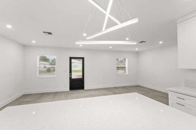 1311 Avenue H, Riviera Beach, FL 33404