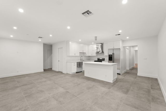 1311 Avenue H, Riviera Beach, FL 33404