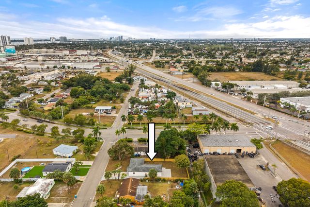 1311 Avenue H, Riviera Beach, FL 33404