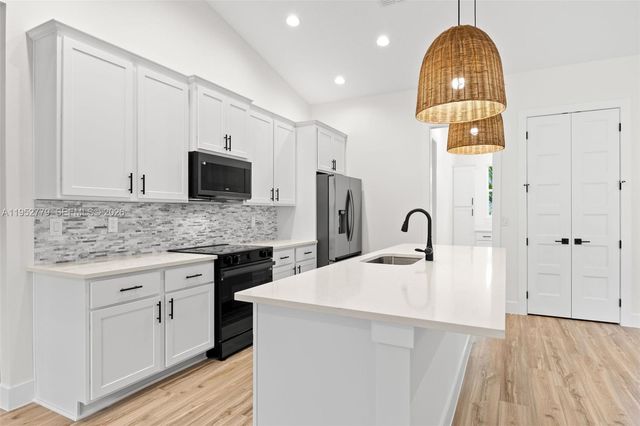 1291 TACOMA ST SE, Palm Bay, FL 32909