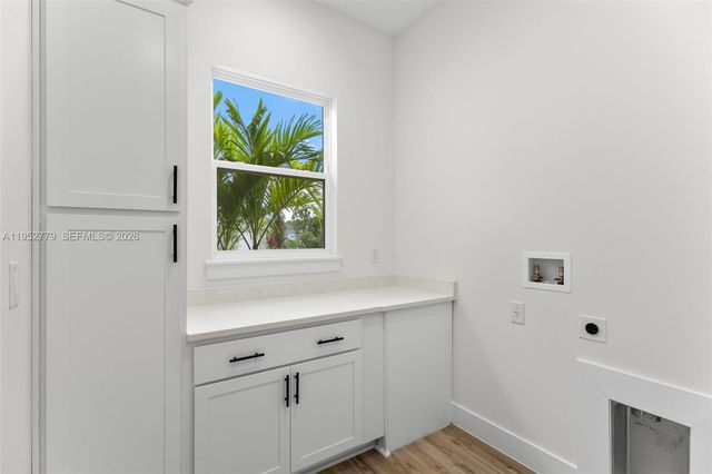 1291 TACOMA ST SE, Palm Bay, FL 32909