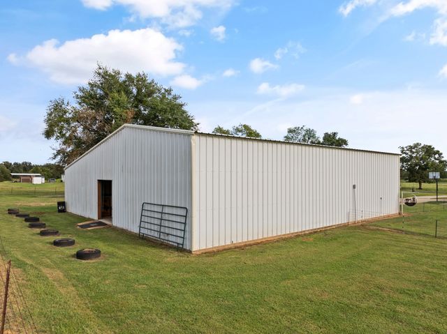 1881 SW County Road 3090, Mount Vernon, TX 75457