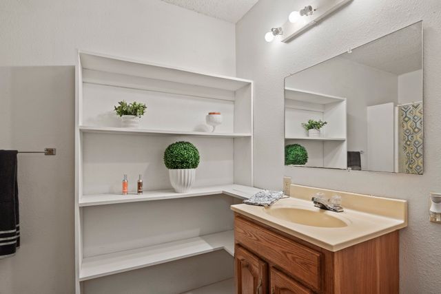 1881 SW County Road 3090, Mount Vernon, TX 75457