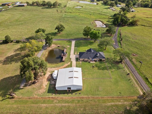1881 SW County Road 3090, Mount Vernon, TX 75457