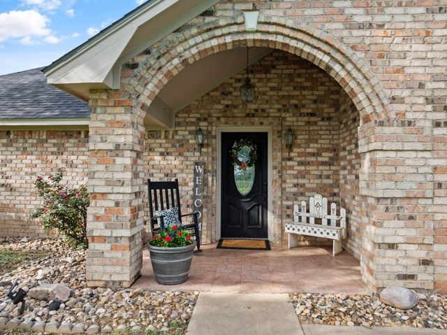 1881 SW County Road 3090, Mount Vernon, TX 75457