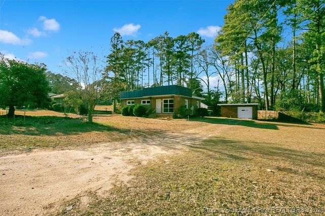 1453 Pamalee Drive, Fayetteville, NC 28303