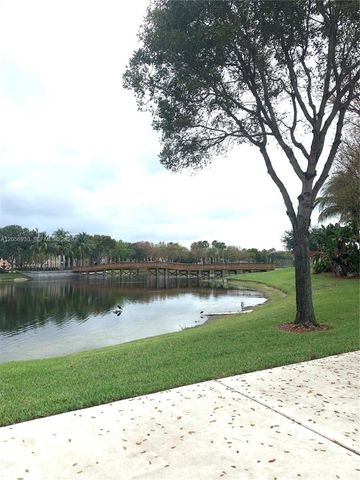 2427 Centergate Drive 305, Miramar, FL 33025