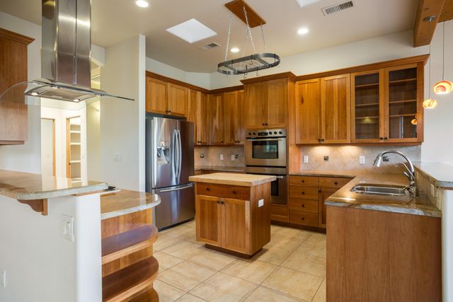 309 Plaza Muchomas, Bernalillo, NM 87004