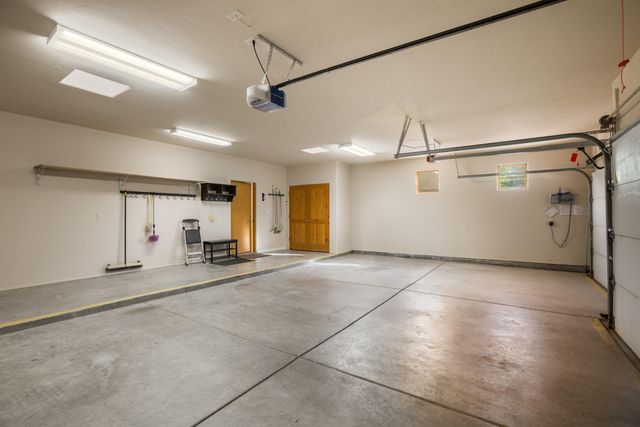 309 Plaza Muchomas, Bernalillo, NM 87004