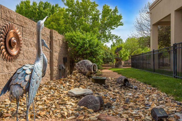 309 Plaza Muchomas, Bernalillo, NM 87004
