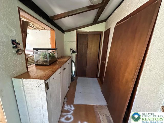3538 Mountain Road, Washington Twp, PA 18080