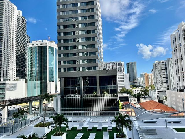 690 SW 1st Ct 1026, Miami, FL 33130